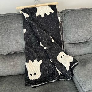 Rachel Zoe Black and White Ghost Throw Blanket